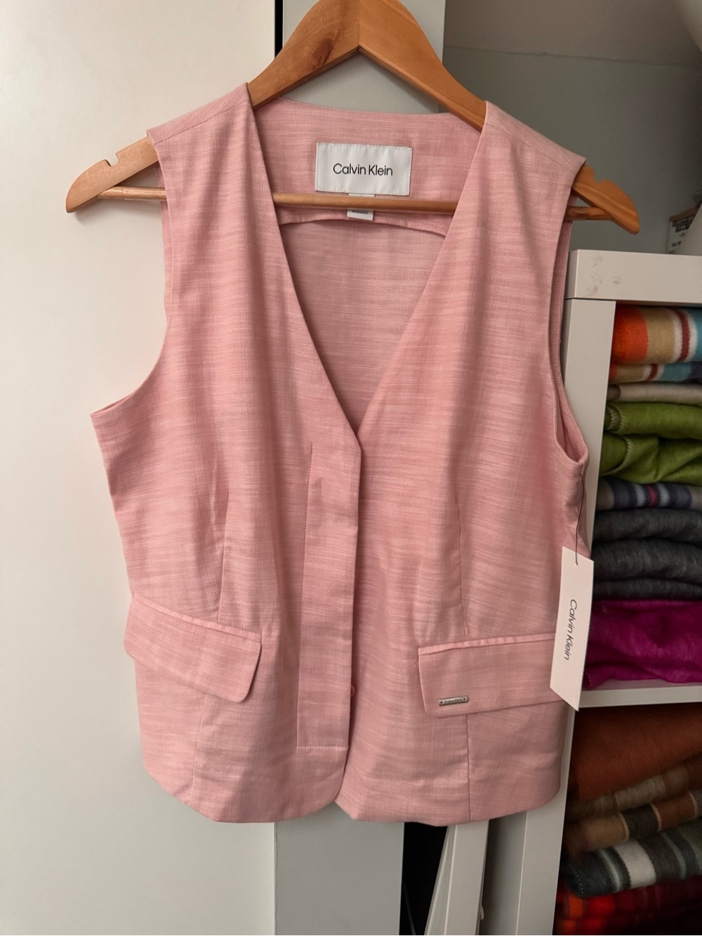 Calvin Klein Pink Sleeveless Vest – Size 8 – New with Tags